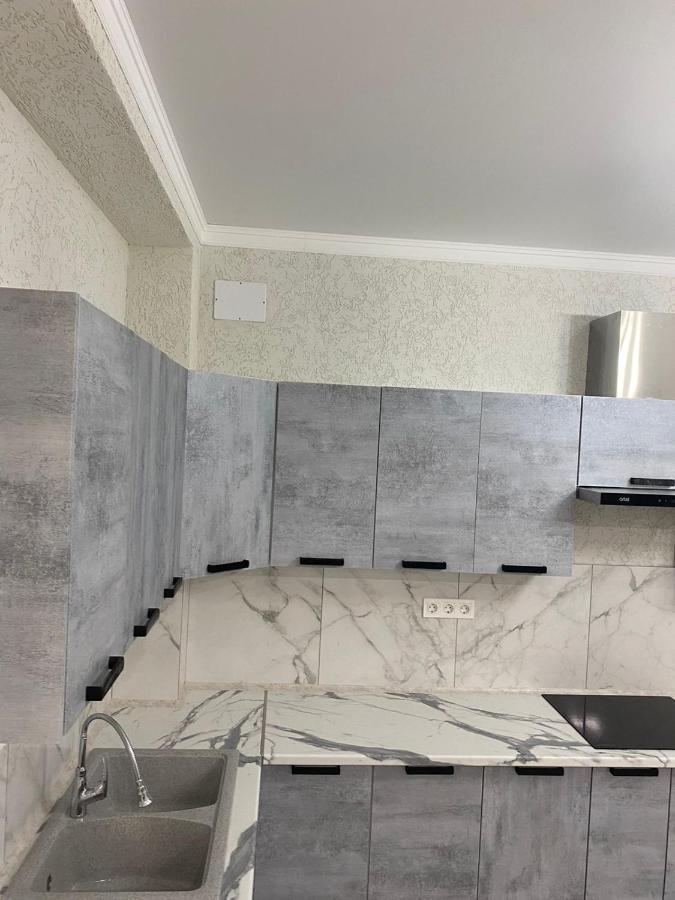 Гостевой Дом Атакар Hotel Gagra Exterior foto
